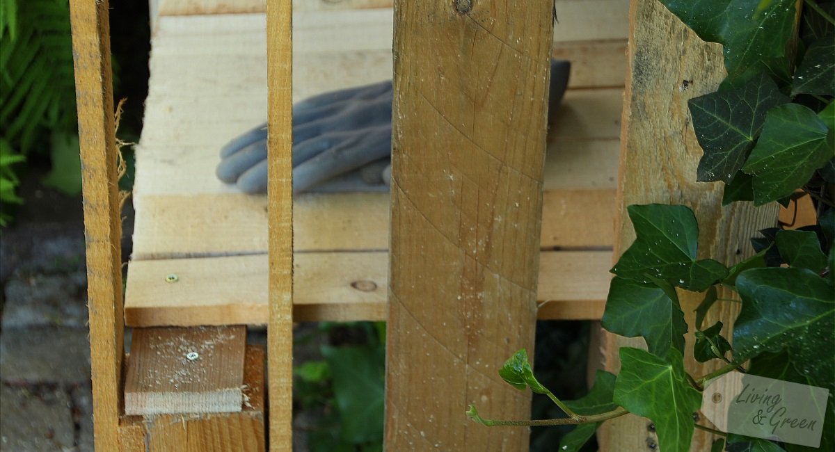 Pflanztisch aus Paletten DIY - Pflanztisch aus Paletten Anleitung