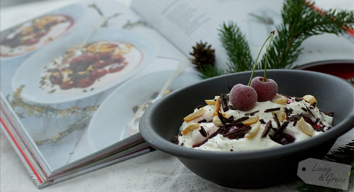 Wundervolle Wartezeit... *endlich Advent!* - Topfencreme mit Sauerkirschen