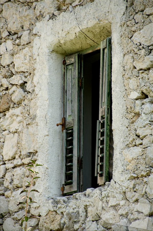 Das stille Tal - altes Steinhaus